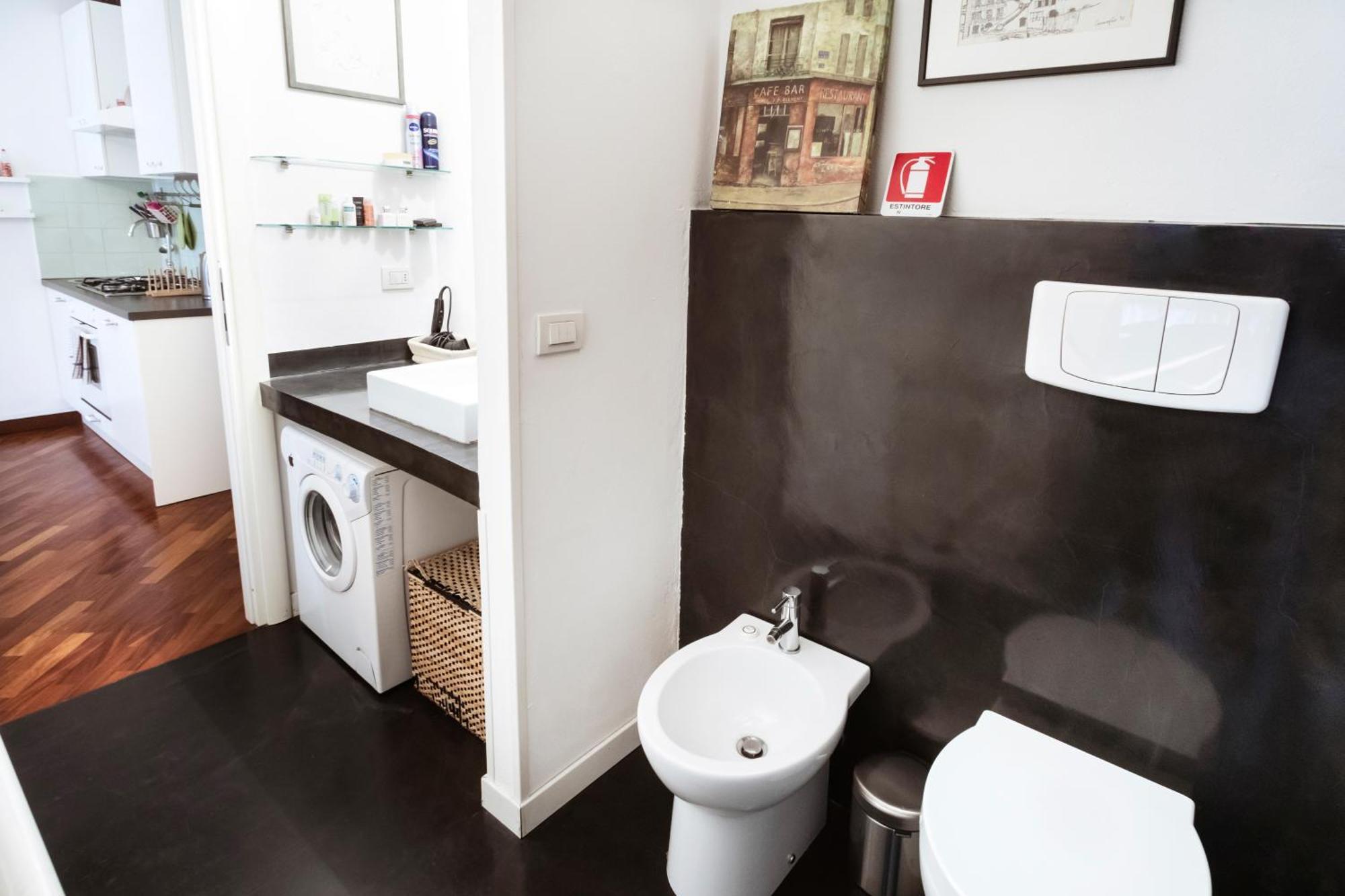 דירות מילאנו Cosy And Bright Flat In The Heart Of Porta Venezia מראה חיצוני תמונה